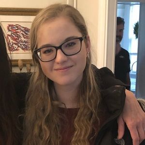 Meet your Posher, Alexandra